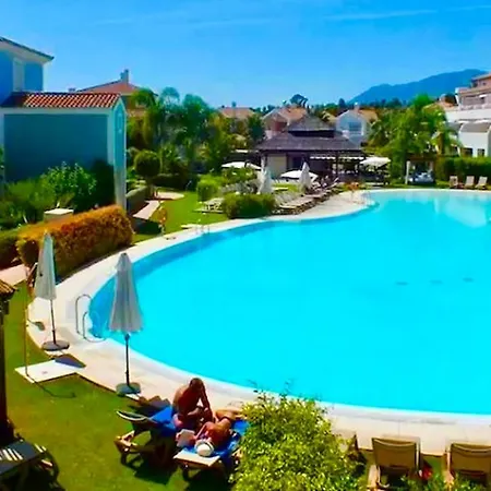 Cortijo Del Mar, Estepona